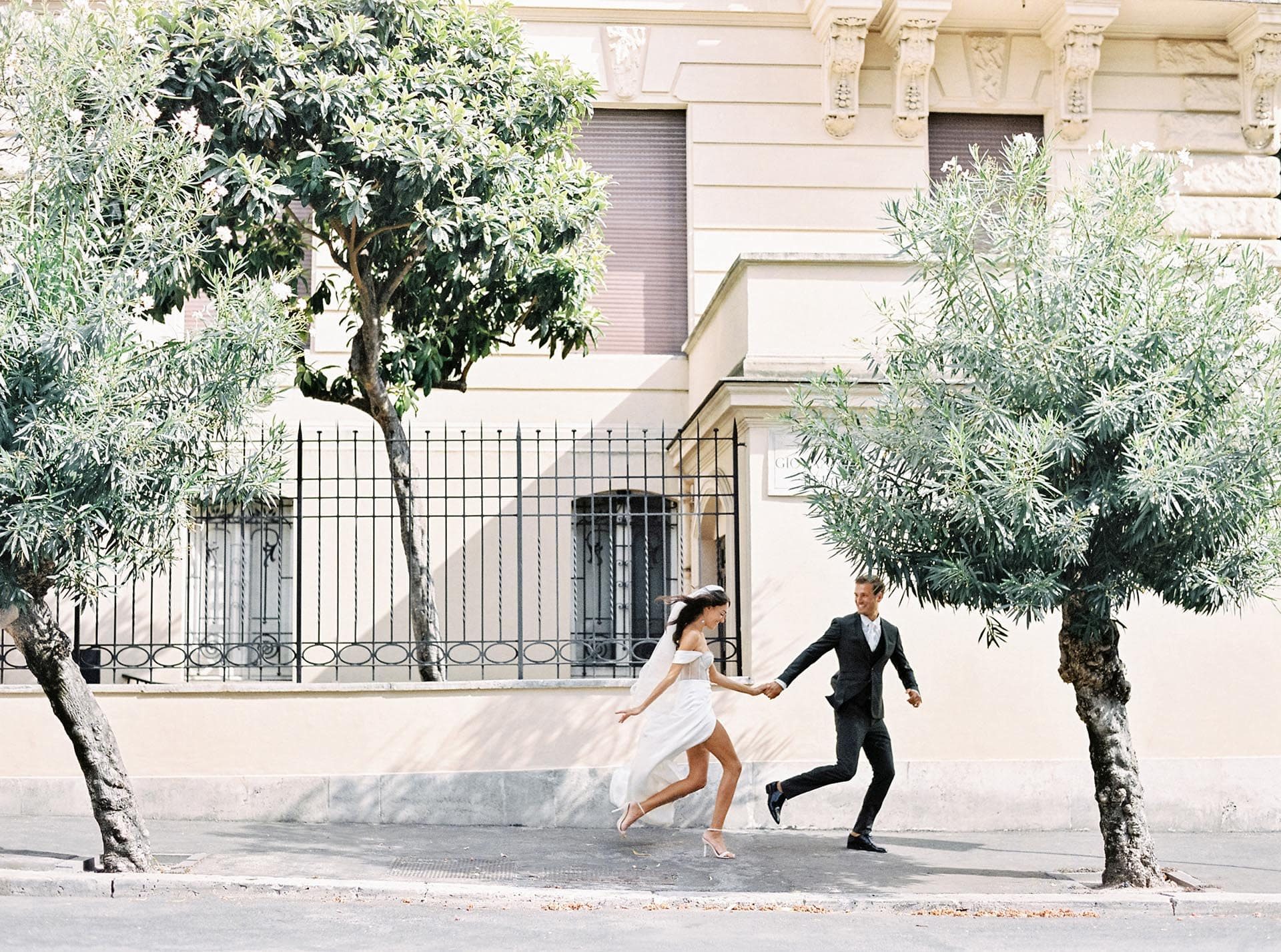 Rome Wedding Guide: An Intimate Wedding in the Eternal City — Destination Guide in Rome · Italy