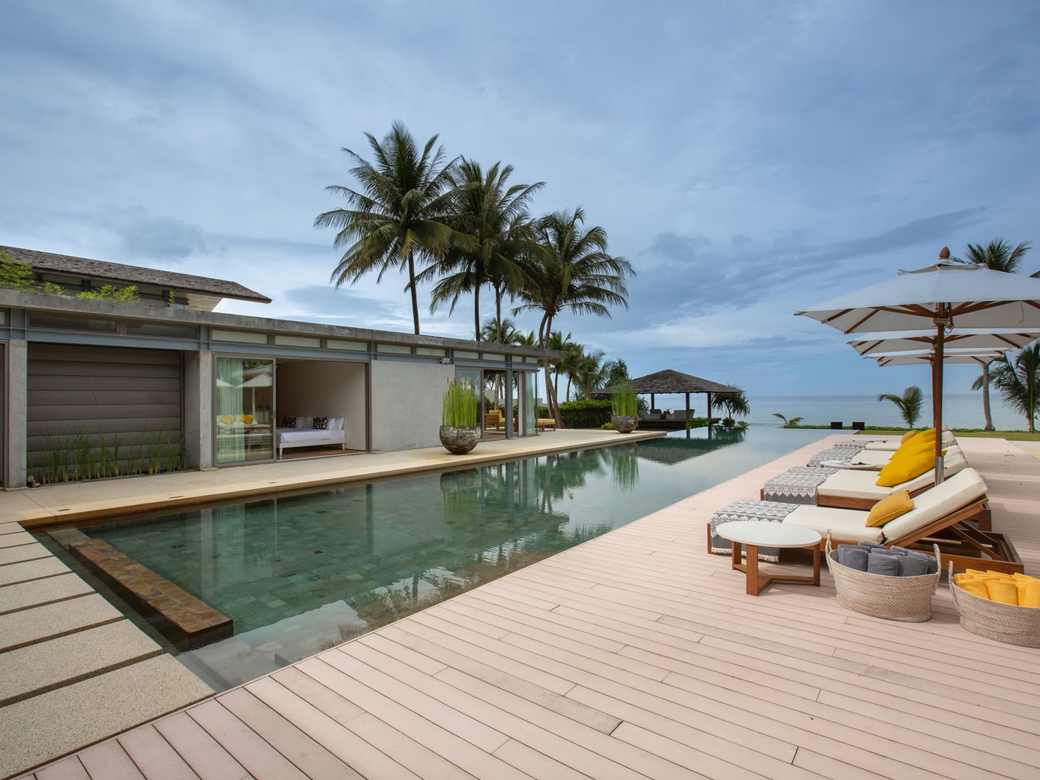 Villa Amerelo, a cliff front wedding venue in Natai Beach, Thailand