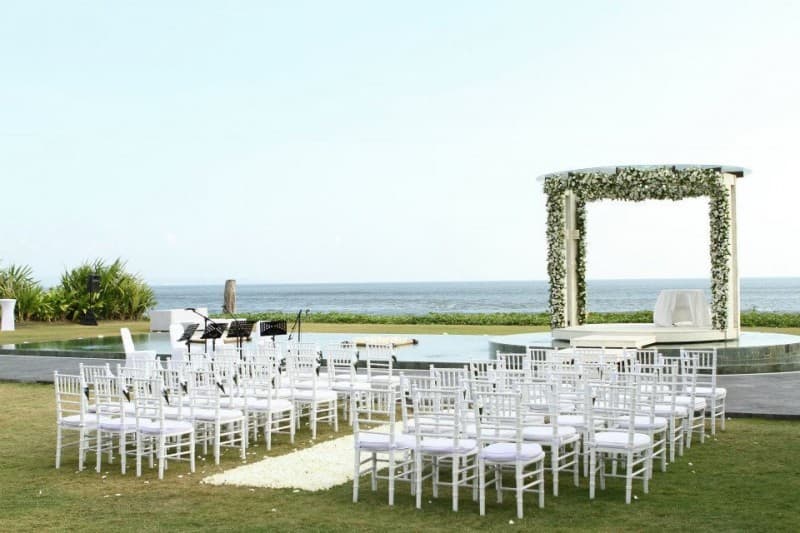 Villa Phalosa, a beachfront wedding venue in Seseh, Indonesia