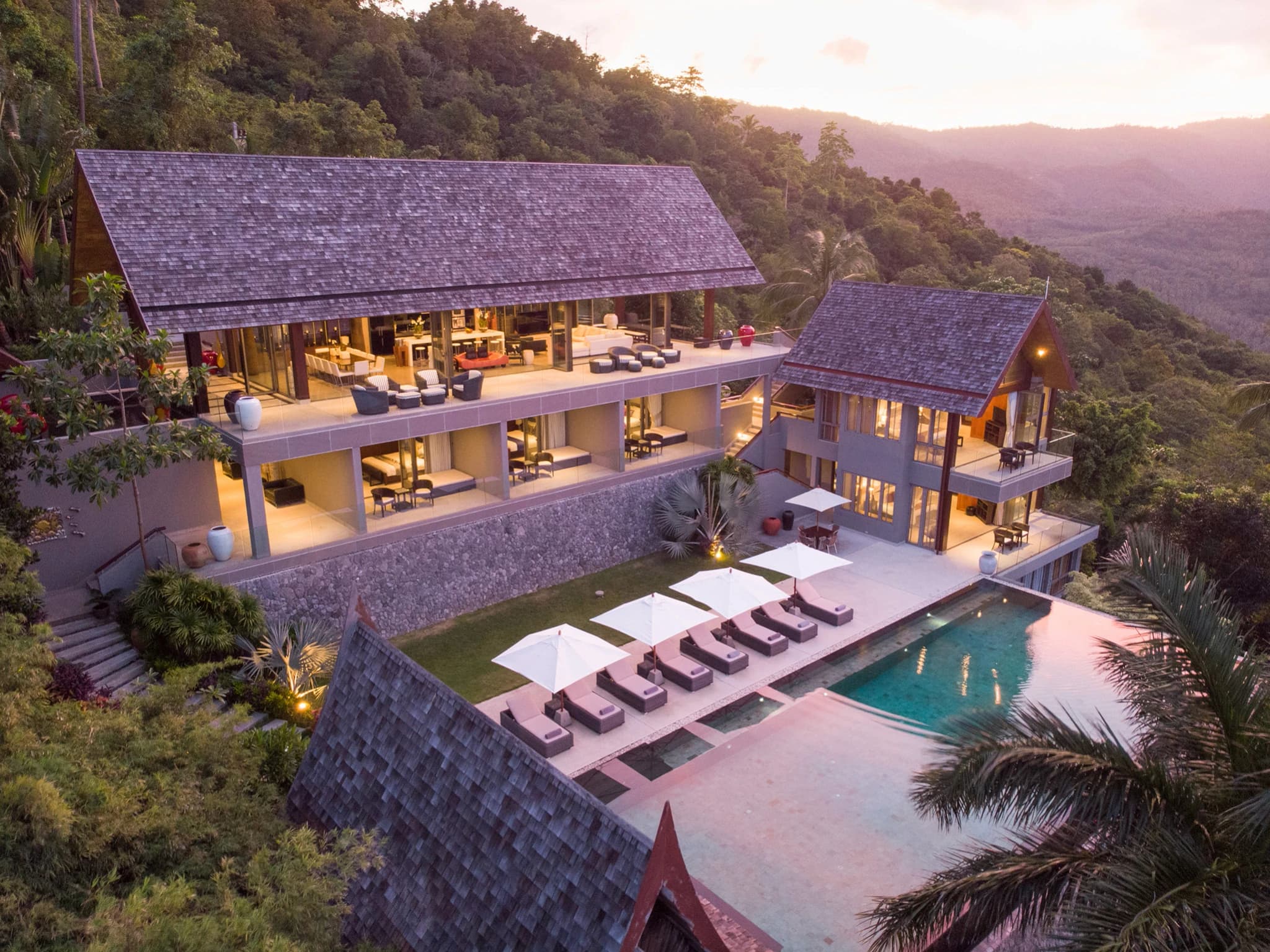 Suralai, a cliff front wedding venue in Bophut Hills, Thailand